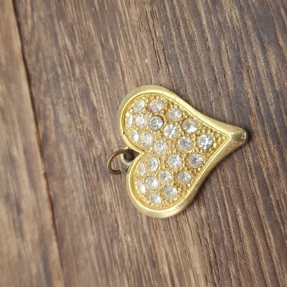 Crystal encrusted royal heart‎ pendant - Picture 1 of 2